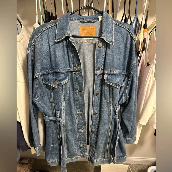 Levi's Blue Denim Jacket with Belt - Picture 1 of 5